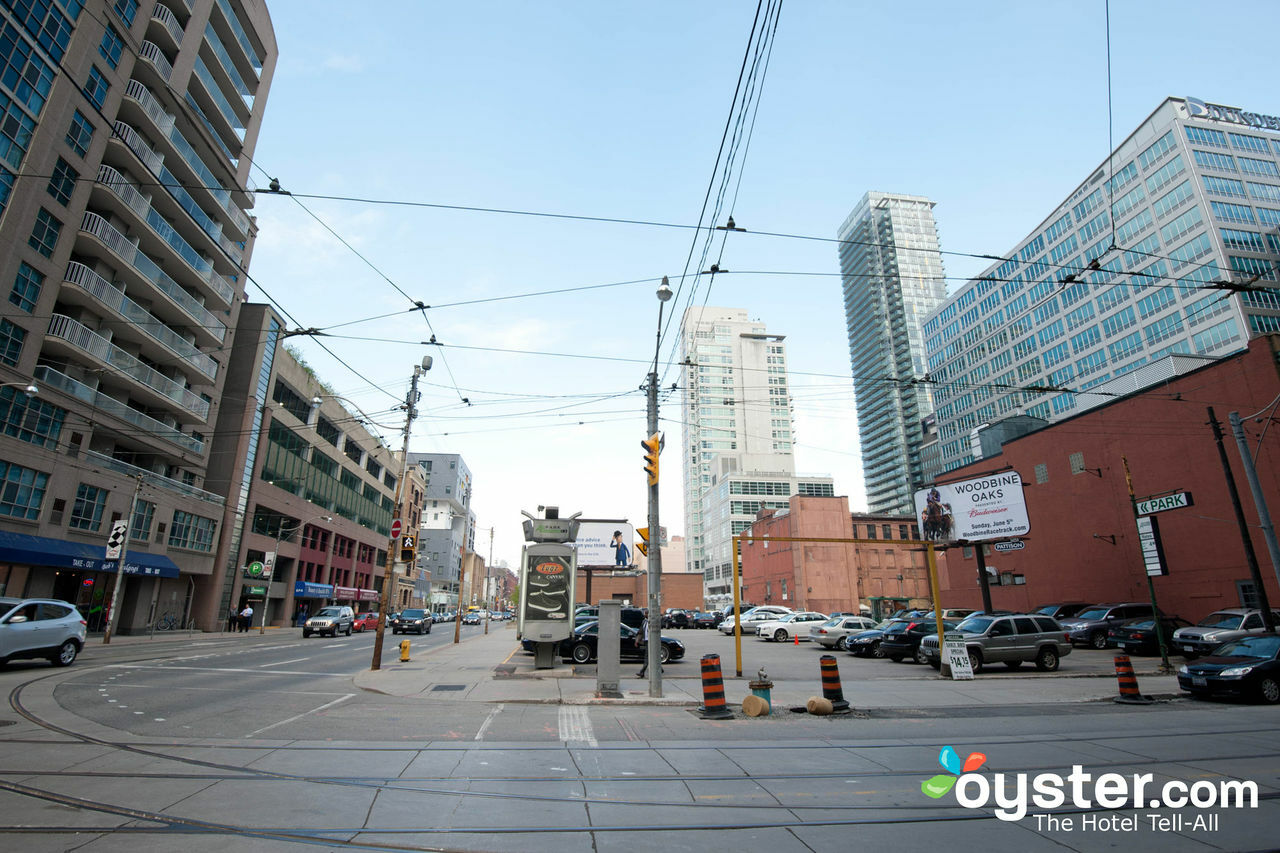 Cambridge Suites Toronto Exterior photo